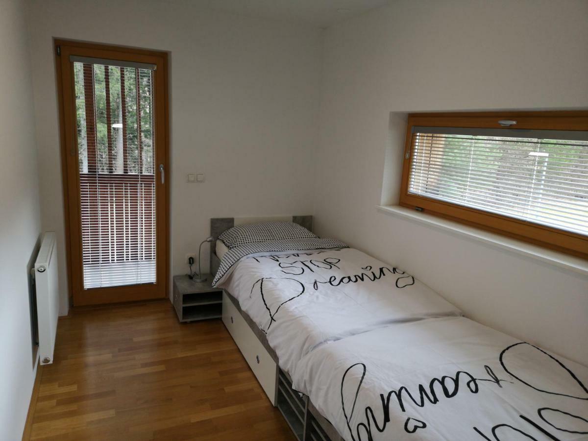 Apartma Lucijana Mojstrana Exterior foto