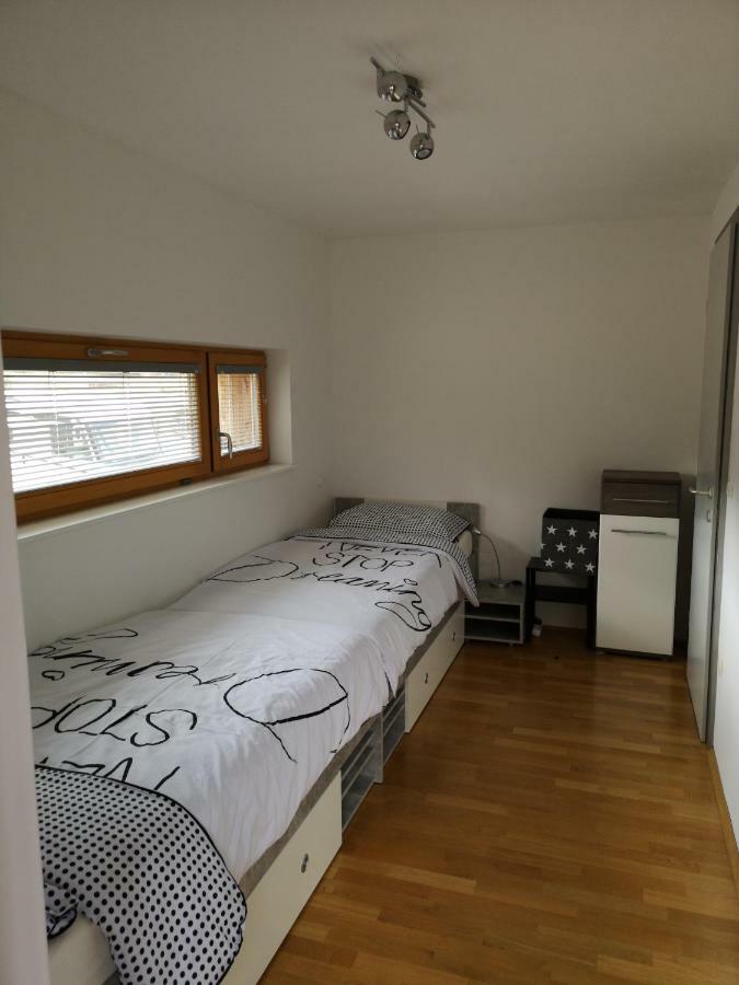 Apartma Lucijana Mojstrana Exterior foto