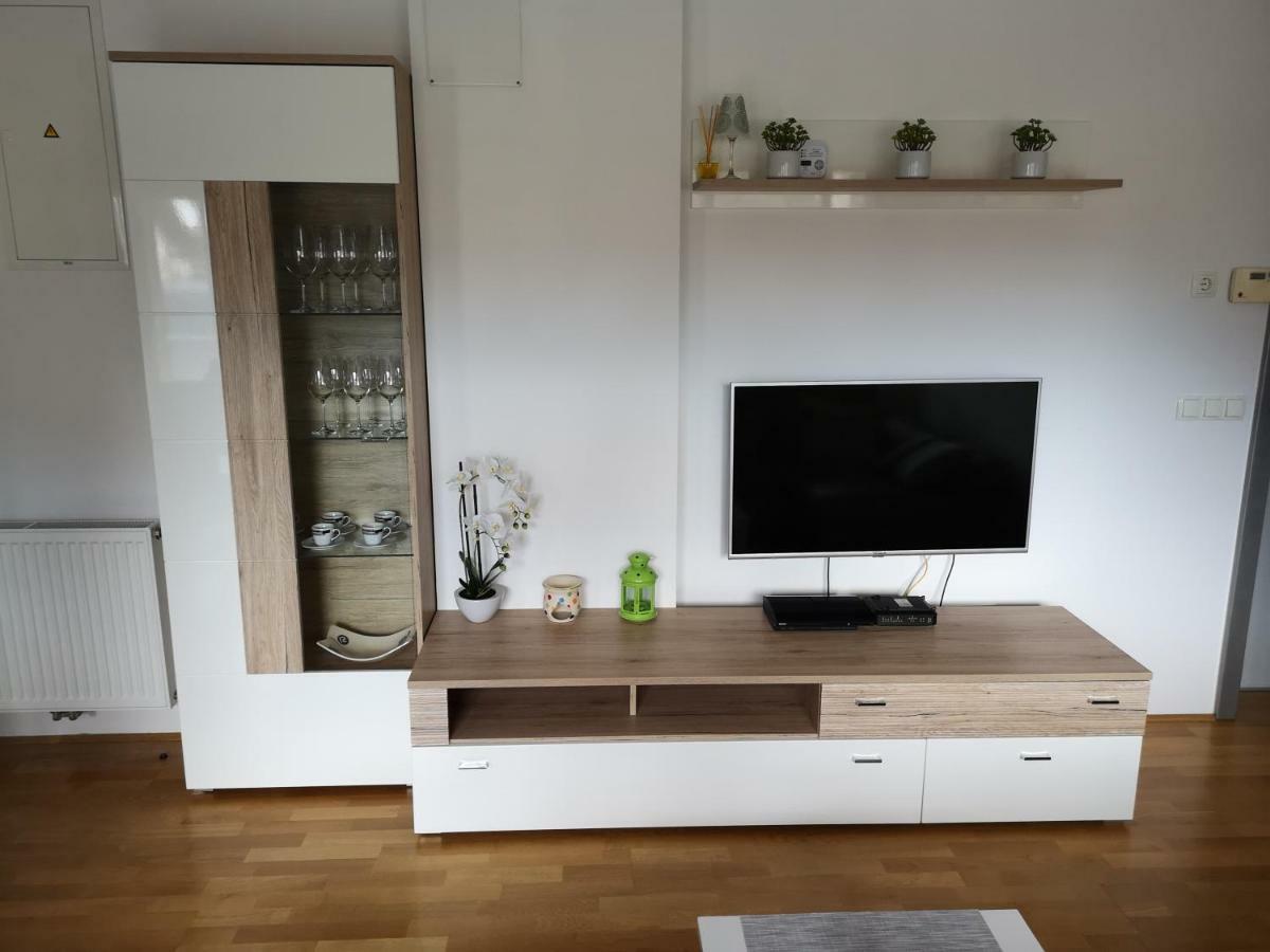 Apartma Lucijana Mojstrana Exterior foto