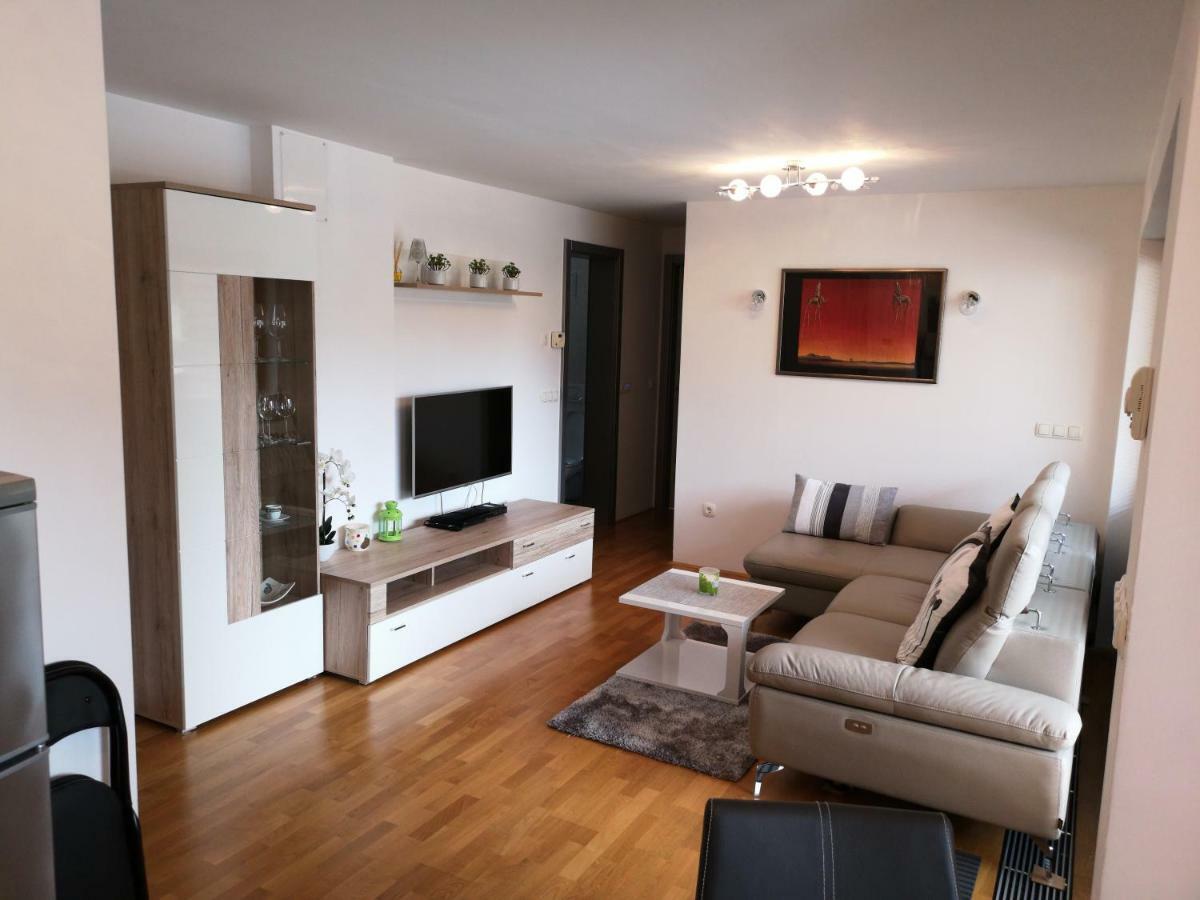 Apartma Lucijana Mojstrana Exterior foto